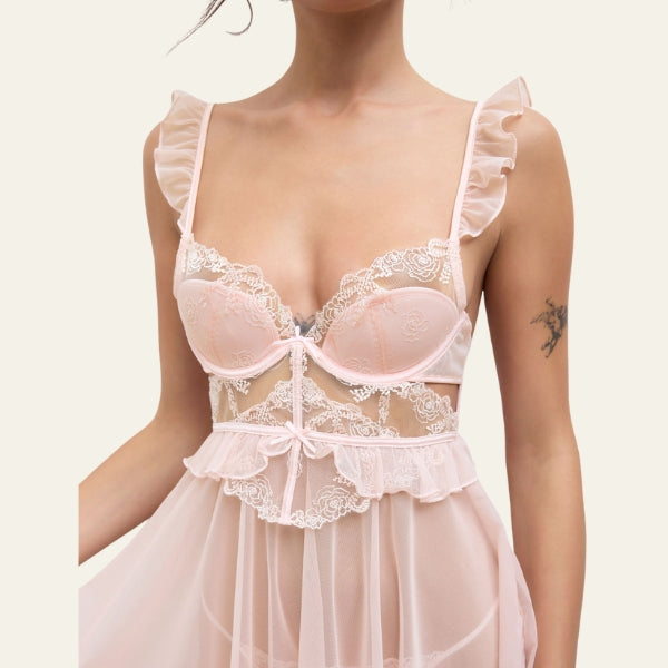The Lyon Ruffled Lace Thong Set