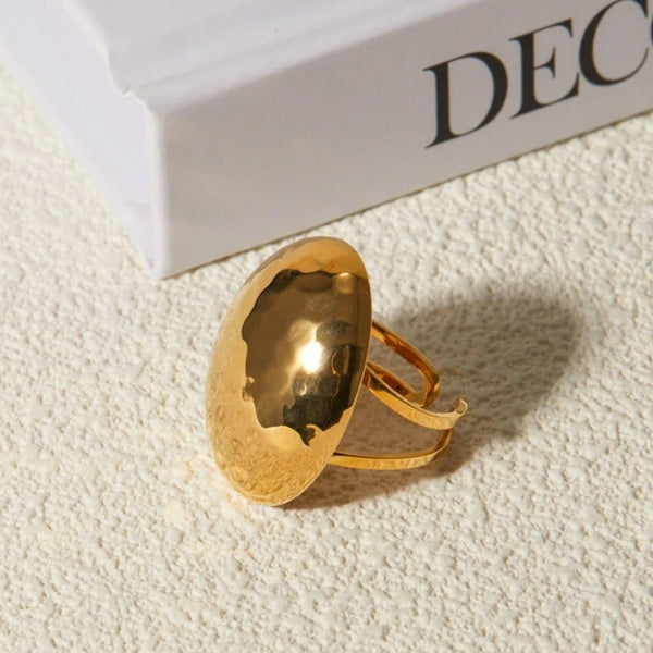 The Calora Hammered Oval Ring