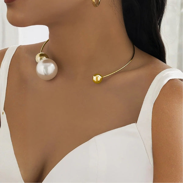 The Vienna Open-Collar Pearl Necklace