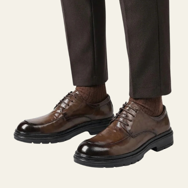 The Riviera Apron-Toe Derby