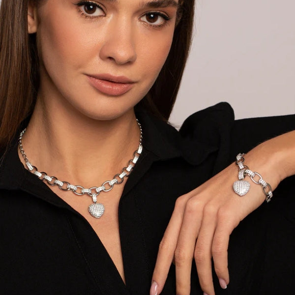 The Pavé Heart Chain Jewelry Set