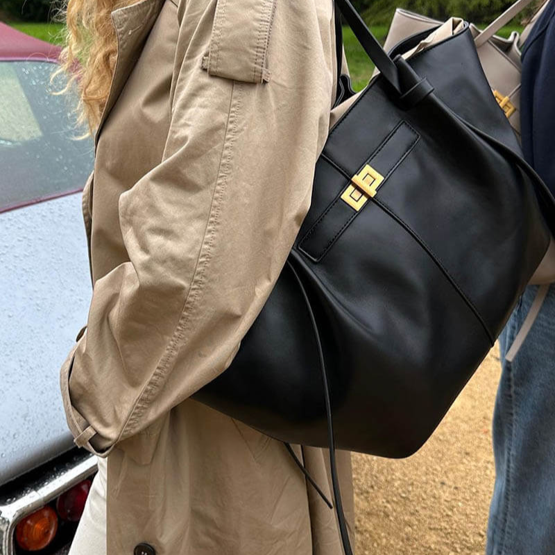 The Vienna Shopper Tote Bag