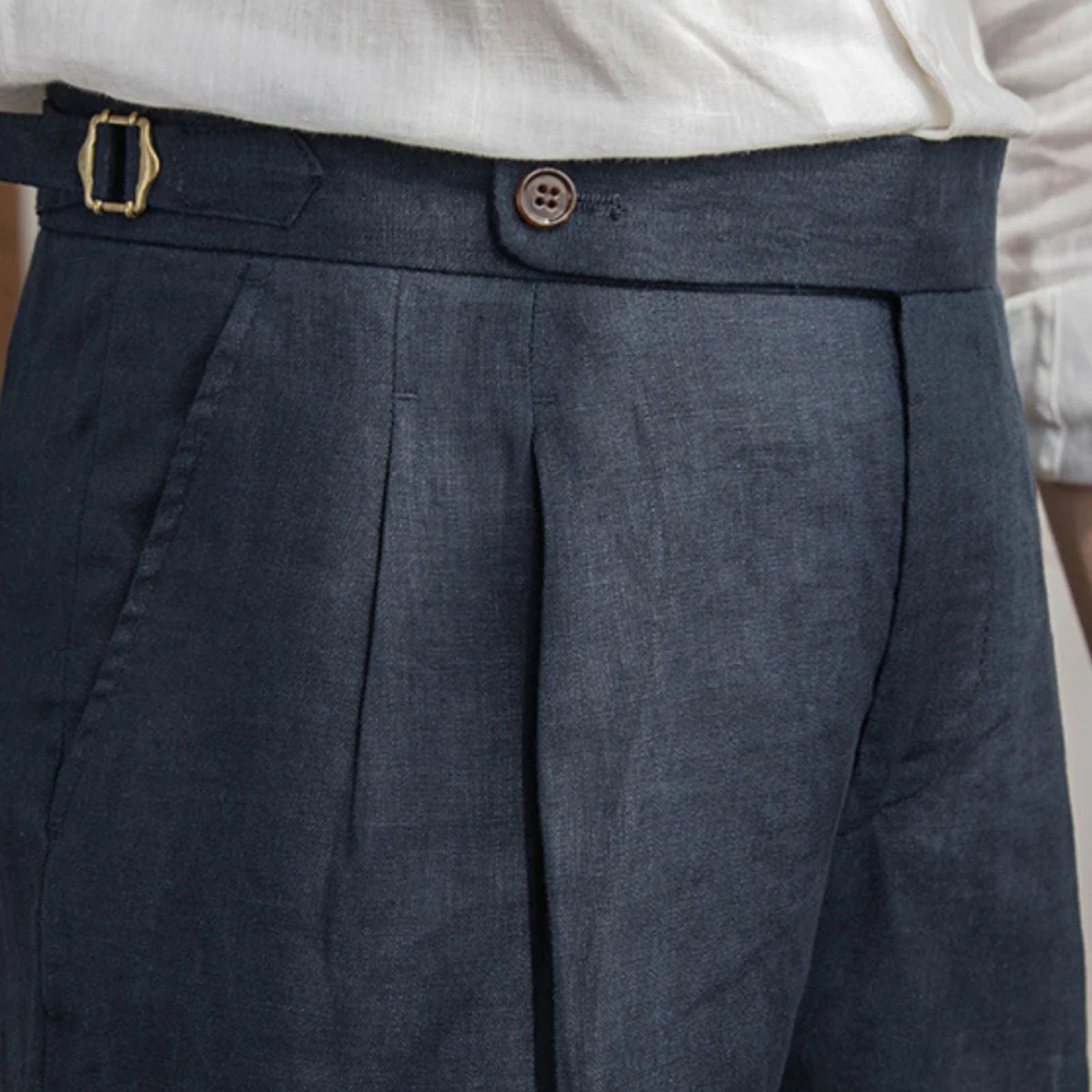 The Lucerne Linen Heritage Short