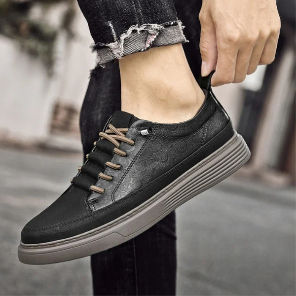 The Giuliano Low-Top Sneakers