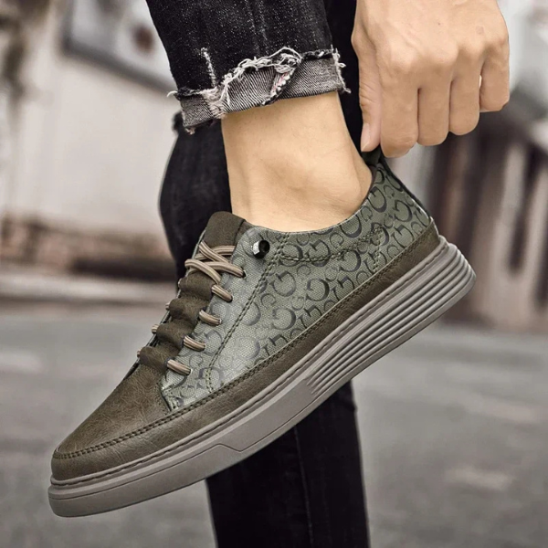 The Giuliano Low-Top Sneakers