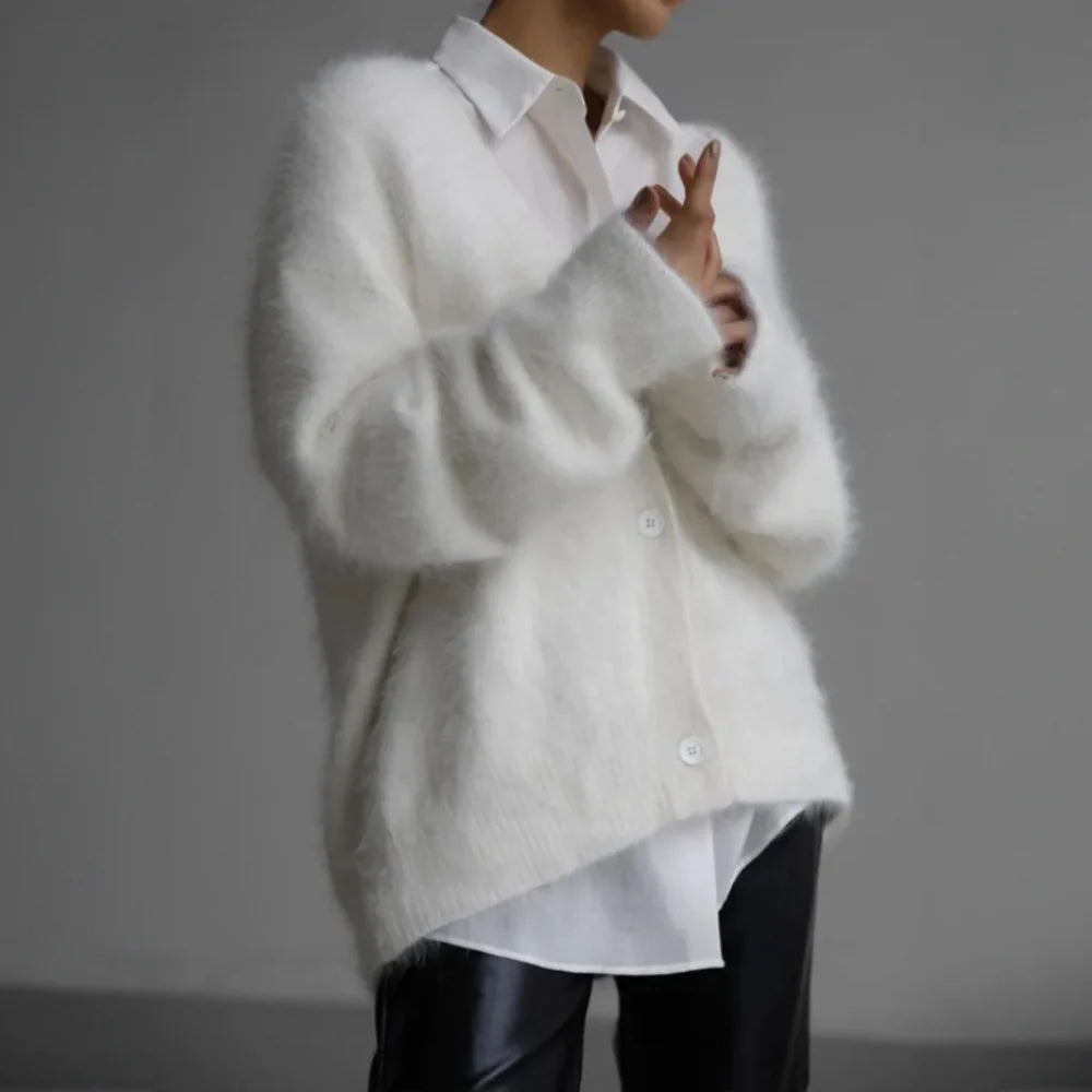 The Verona Long-sleeved Knit Cardigan