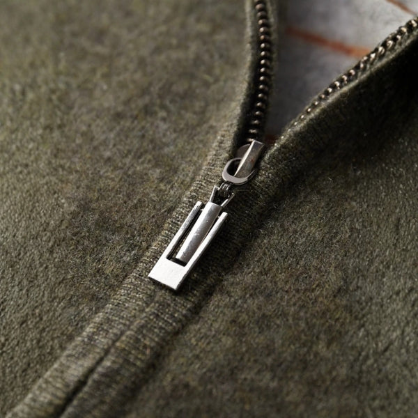The Valais Cashmere Zip Knit