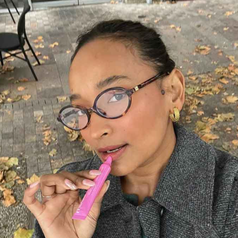 The Geneva Oval Frame Eyewear