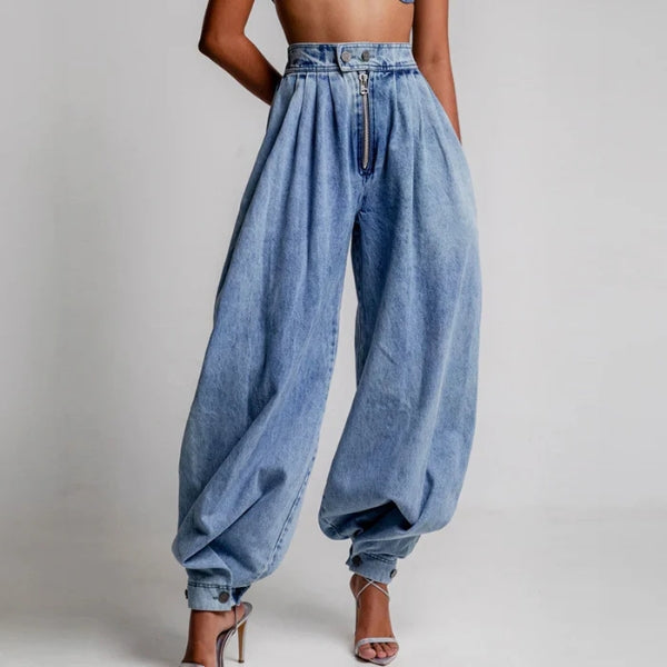 The Valencia Pleated Balloon Denim Pants