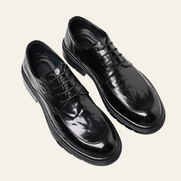 The Riviera Apron-Toe Derby