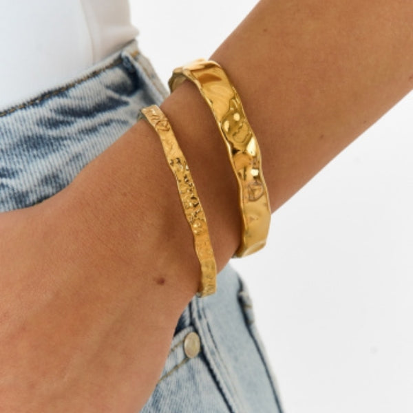 The Marbella Hammered Gold Cuff