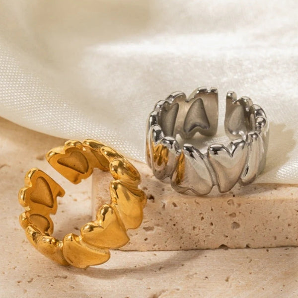 The Calora Heart-Chain Open Ring