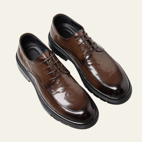 The Riviera Apron-Toe Derby