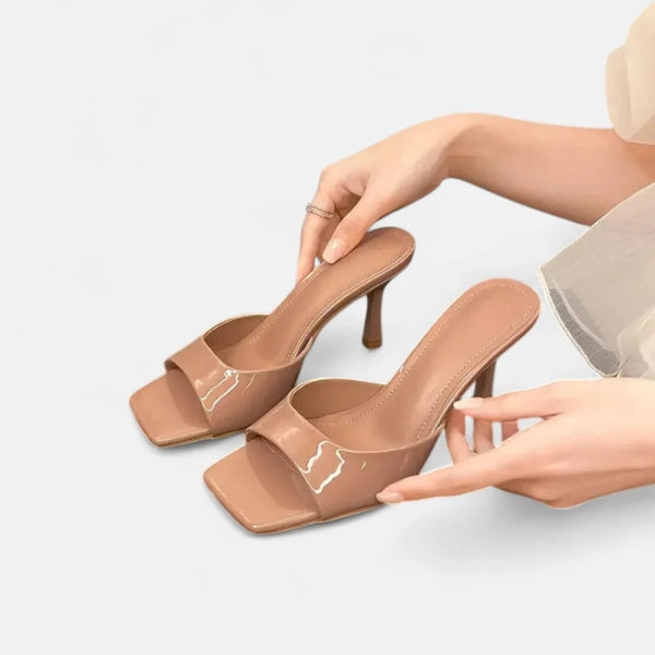 The Amalfi Gloss Heel