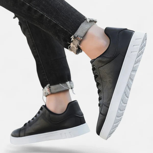 The Hudson Low-Top Leather Sneakers