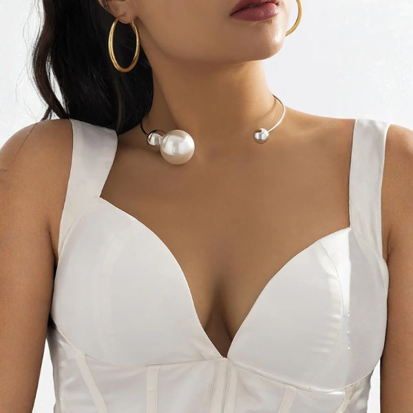 The Vienna Open-Collar Pearl Necklace