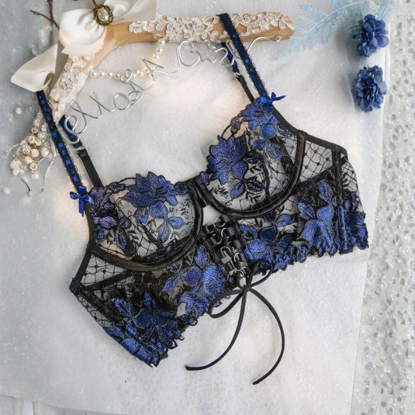 The Capri Noire Embroidered Lingerie Set