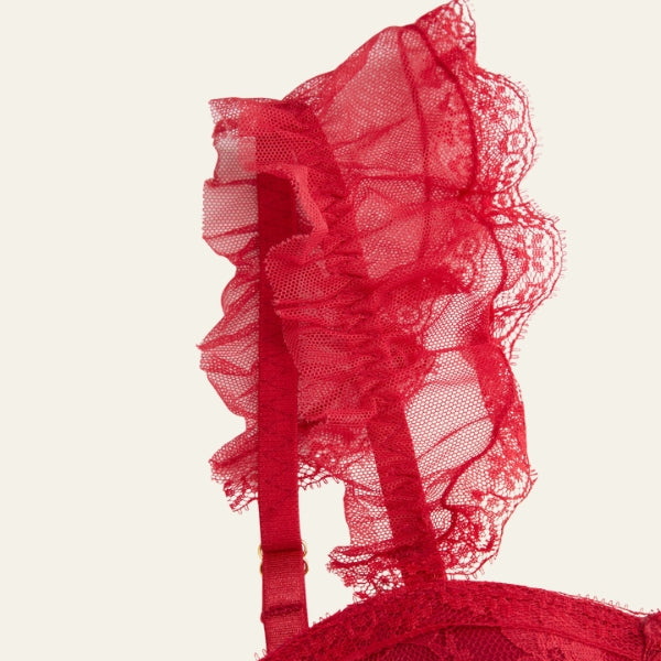 The Verona Ruffled Lace Thong Set