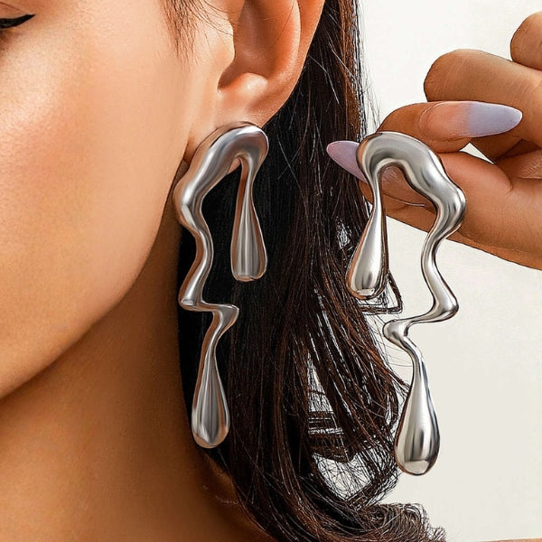 The Santorini Sculpted Drop Earrings