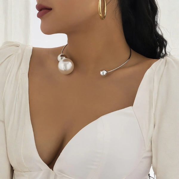 The Vienna Open-Collar Pearl Necklace