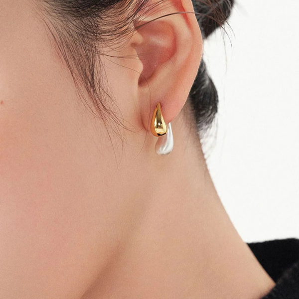 The Elara Two-Tone Water Drop Earrings