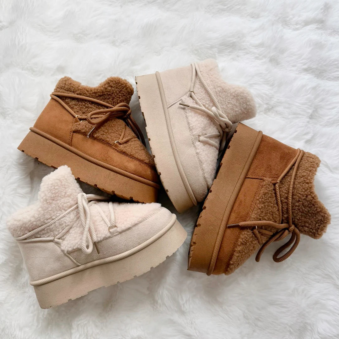 The Aspen Plush-Lined Lace-Up Ankle Boots